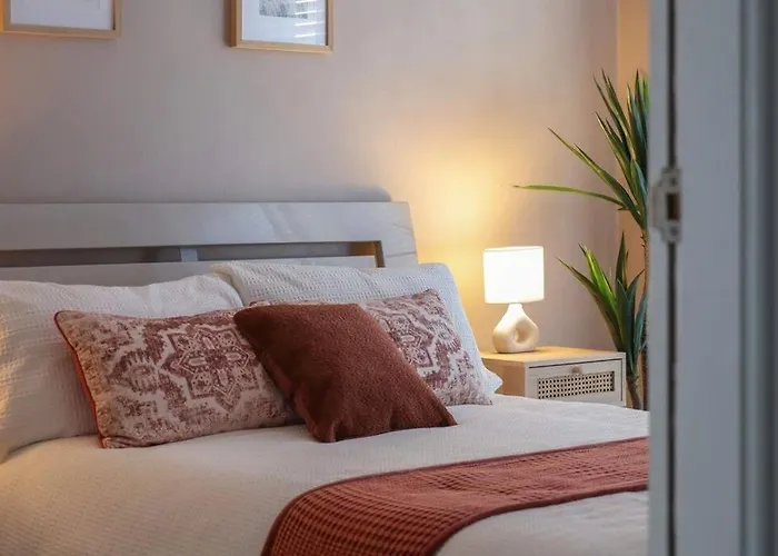 Modern 2 Bed Apartment At The Mournes